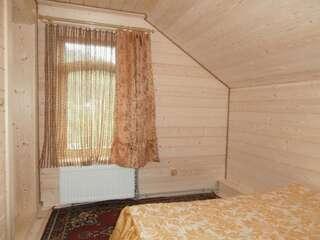 Гостевой дом Sadyba Volosky Potik Изки Стандартный двухместный номер с 1 кроватью-2